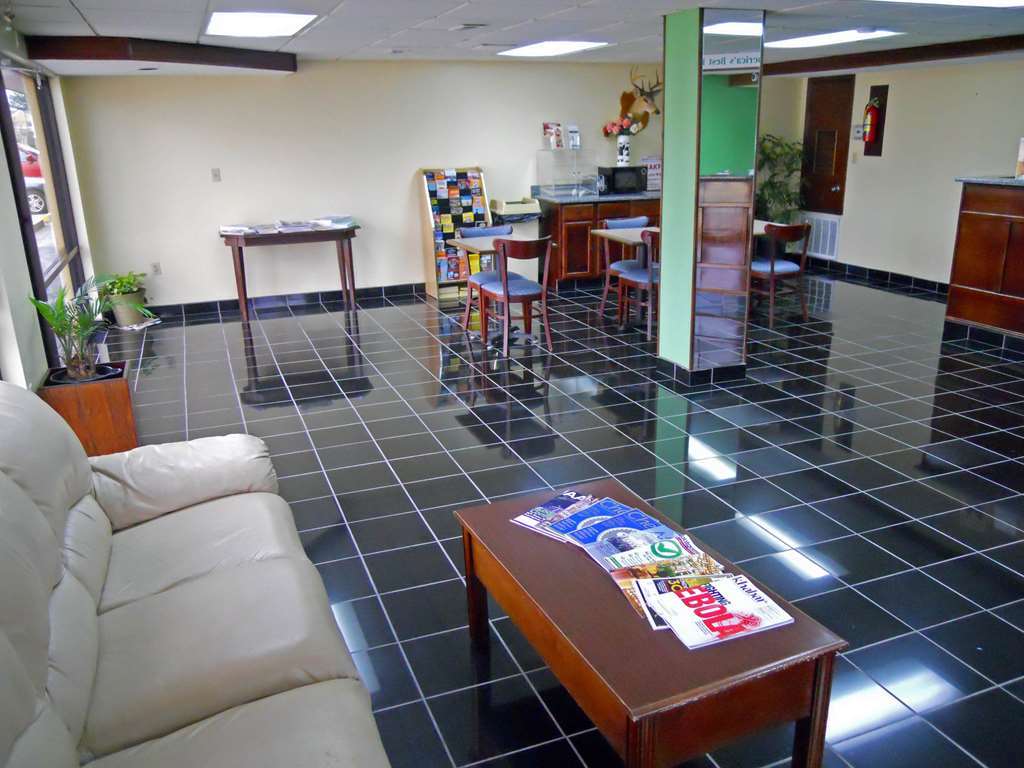 Americas Best Inn - Savannah I-95 Georgetown المظهر الداخلي الصورة